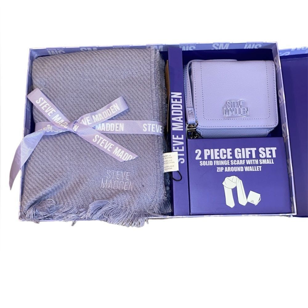 Steve Madden Lavender Purple 2 Piece Gift set